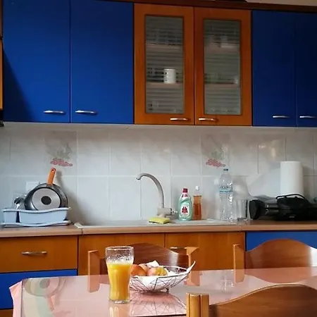 Traditional House Apartment *
